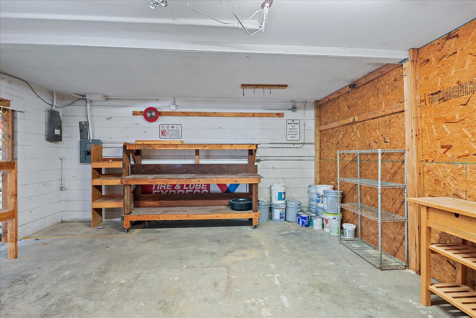 VENICE EDGEWOOD REP - Commercial Sale