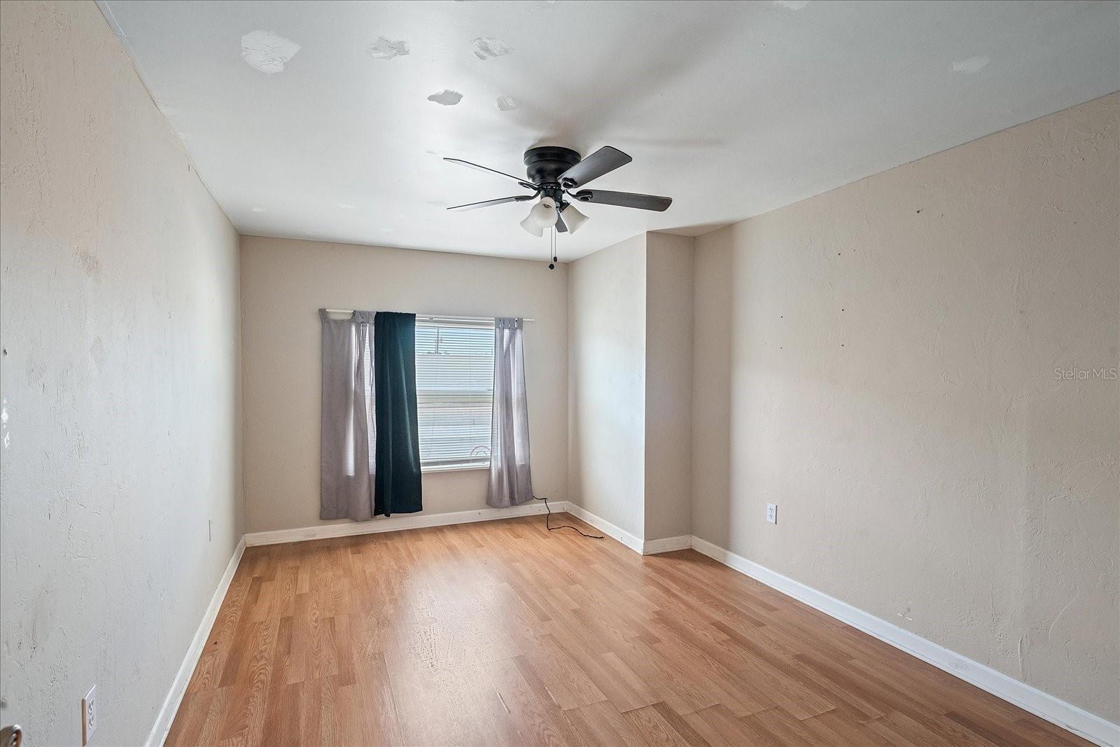 VENICE EDGEWOOD REP - Commercial Sale