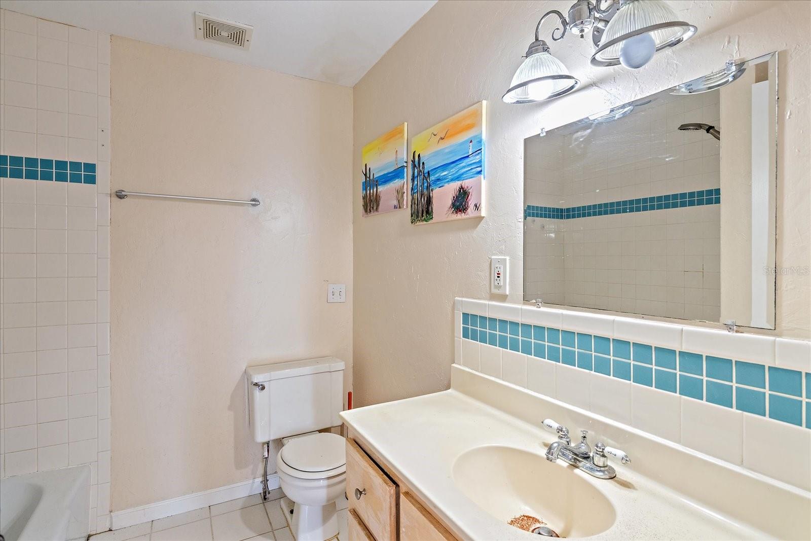 VENICE EDGEWOOD REP - Commercial Sale