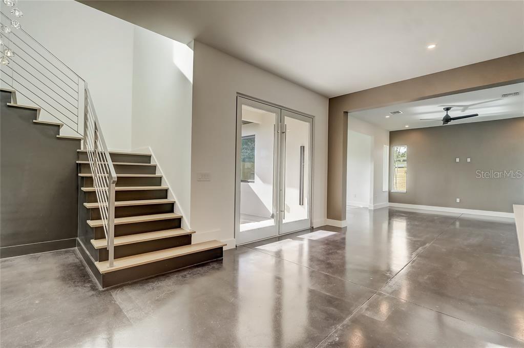 WINTER PARK OASIS - Residential