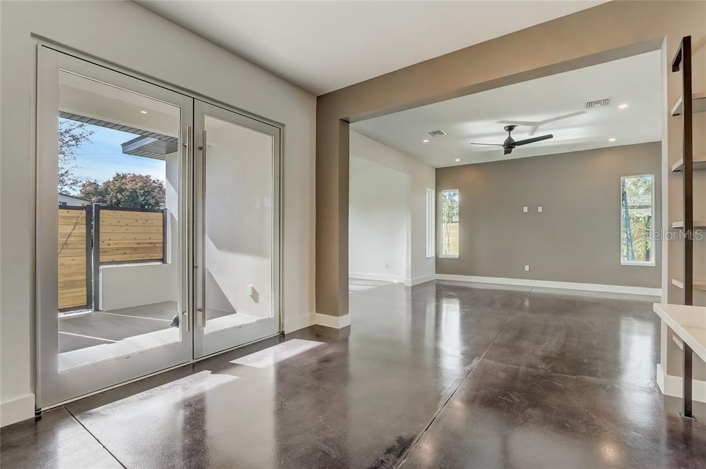 WINTER PARK OASIS - Residential