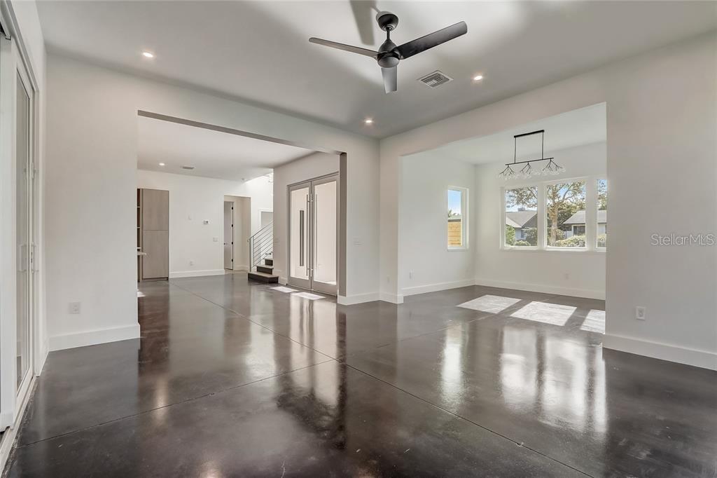 WINTER PARK OASIS - Residential