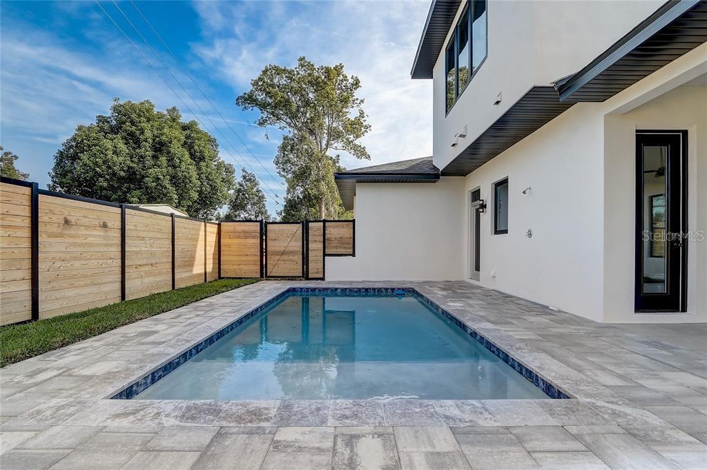 WINTER PARK OASIS - Residential