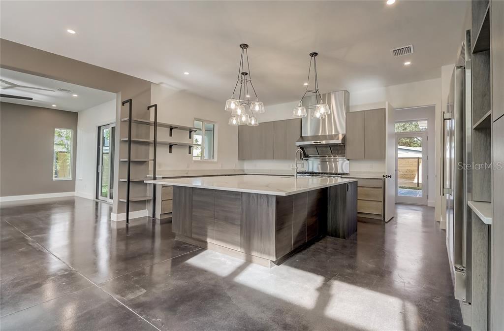 WINTER PARK OASIS - Residential