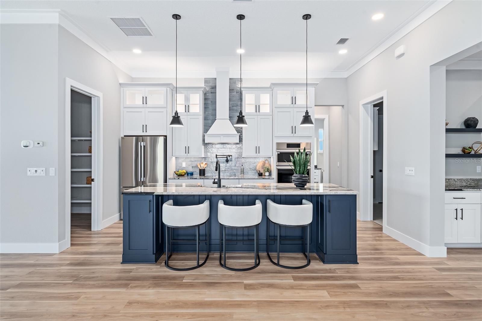MARINA DEL PALMA - Residential