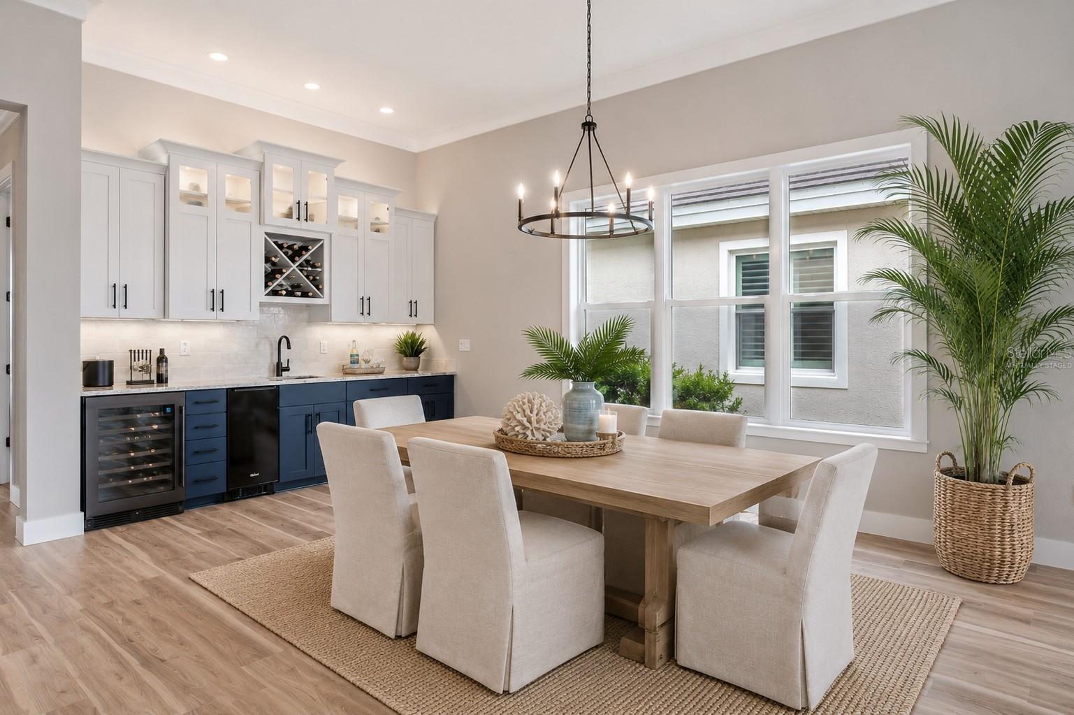 MARINA DEL PALMA - Residential