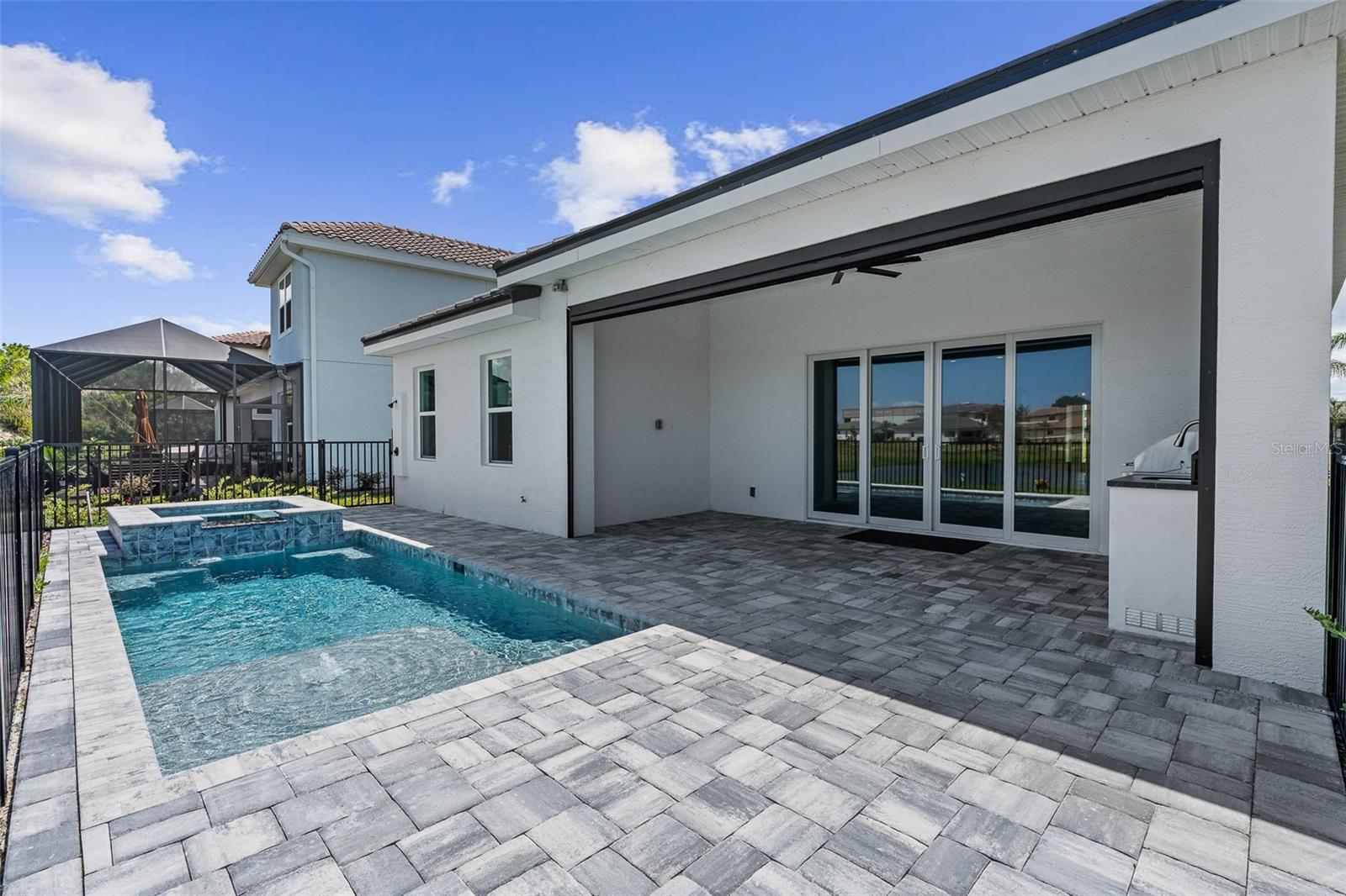 MARINA DEL PALMA - Residential