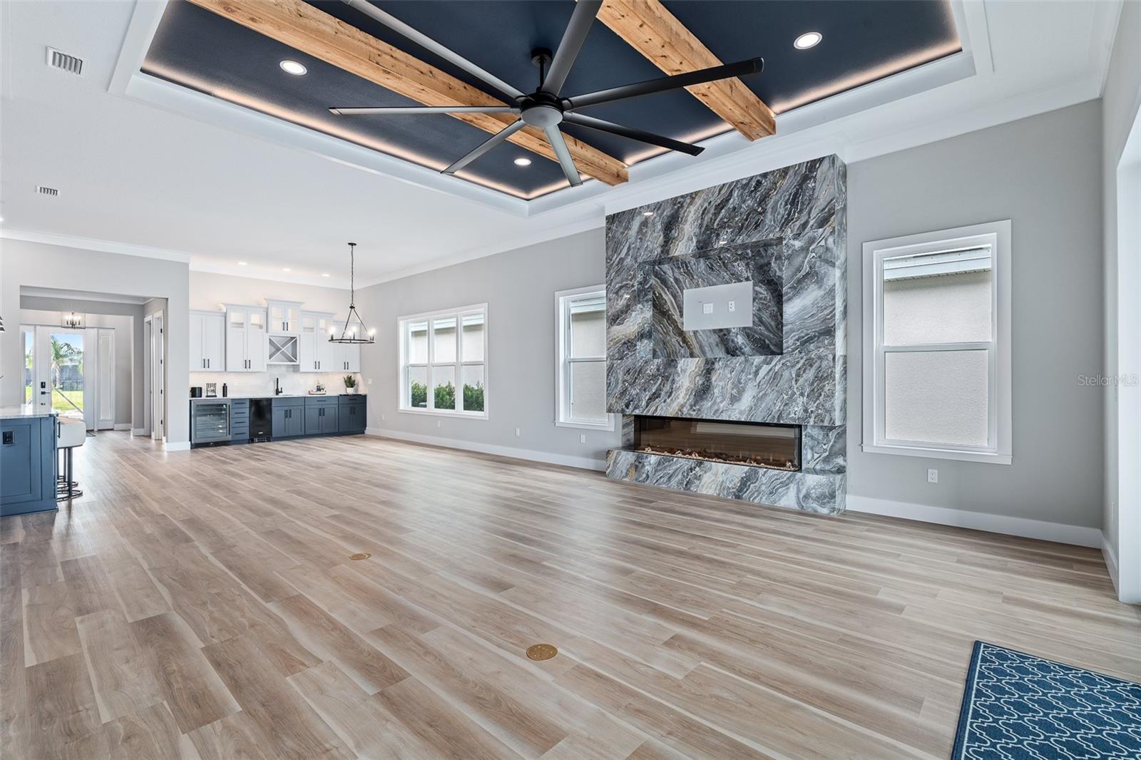 MARINA DEL PALMA - Residential