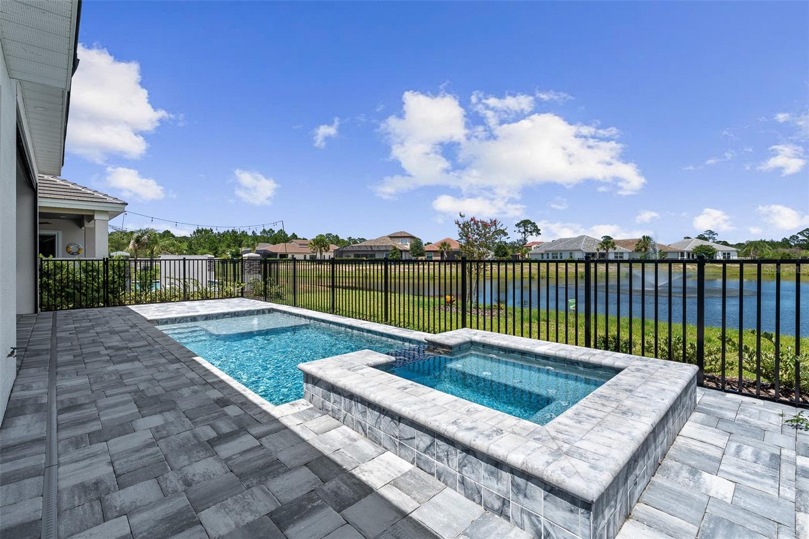 MARINA DEL PALMA - Residential