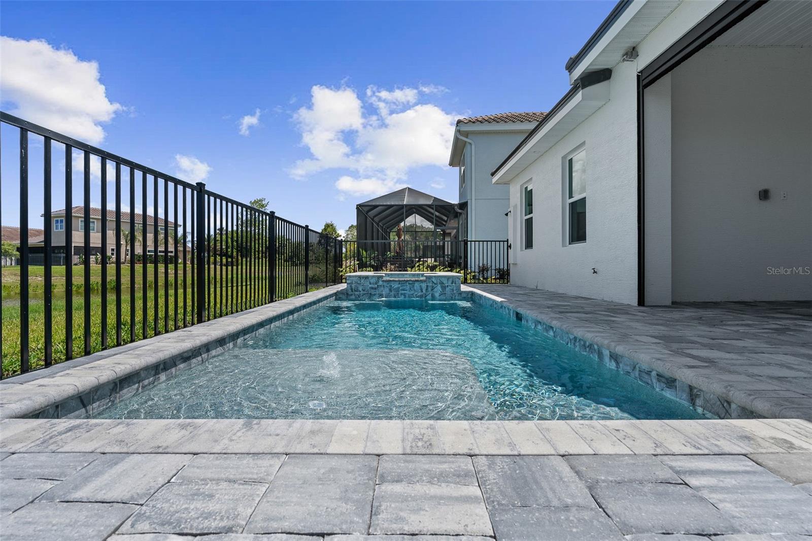 MARINA DEL PALMA - Residential