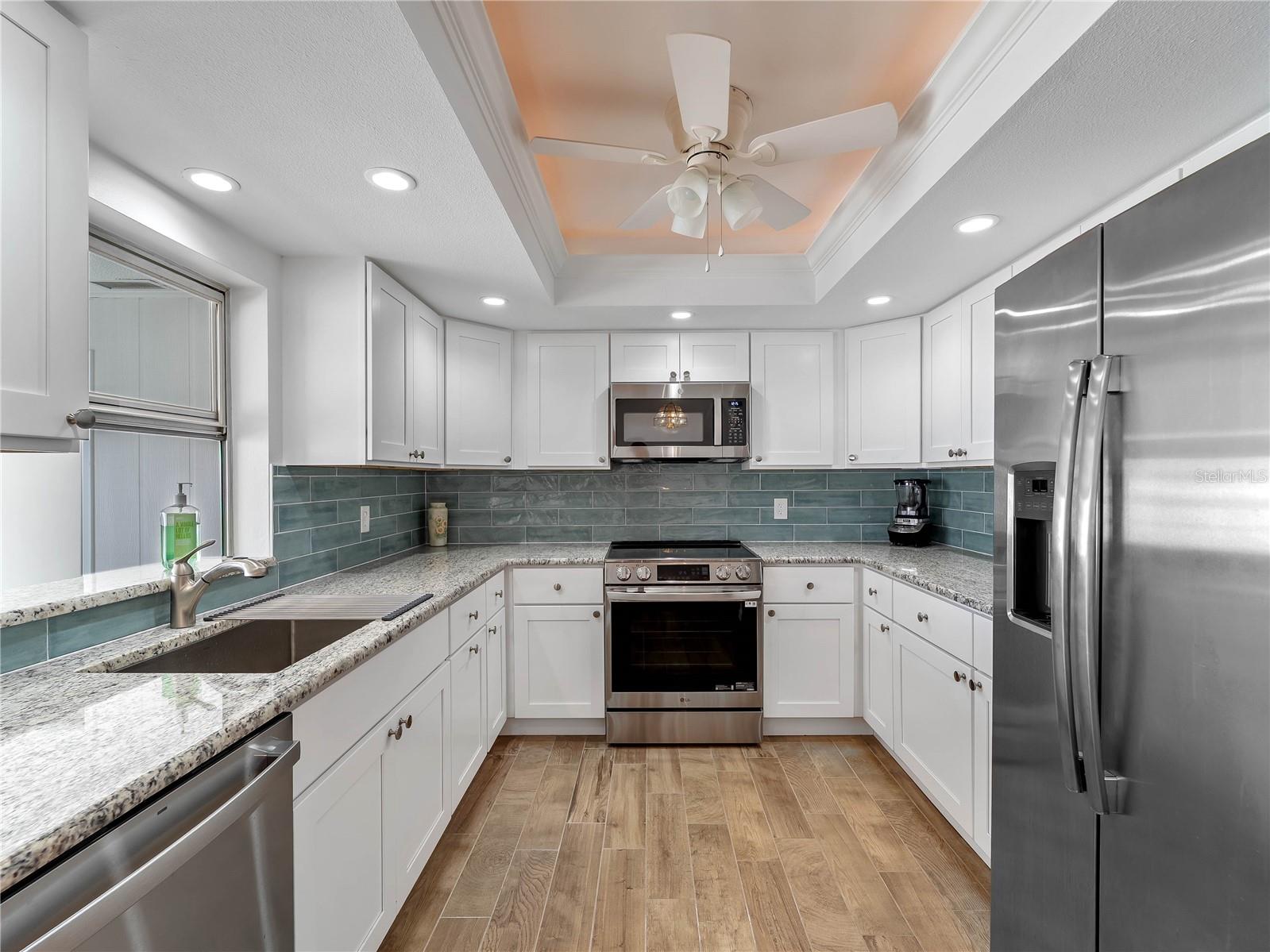CIRCLE WOODS OF VENICE 1 - Residential