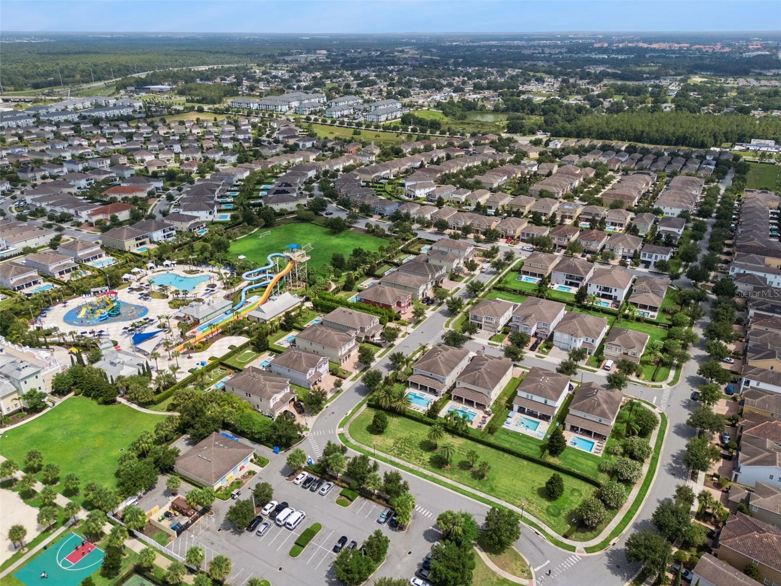 REUNION WEST - Residential