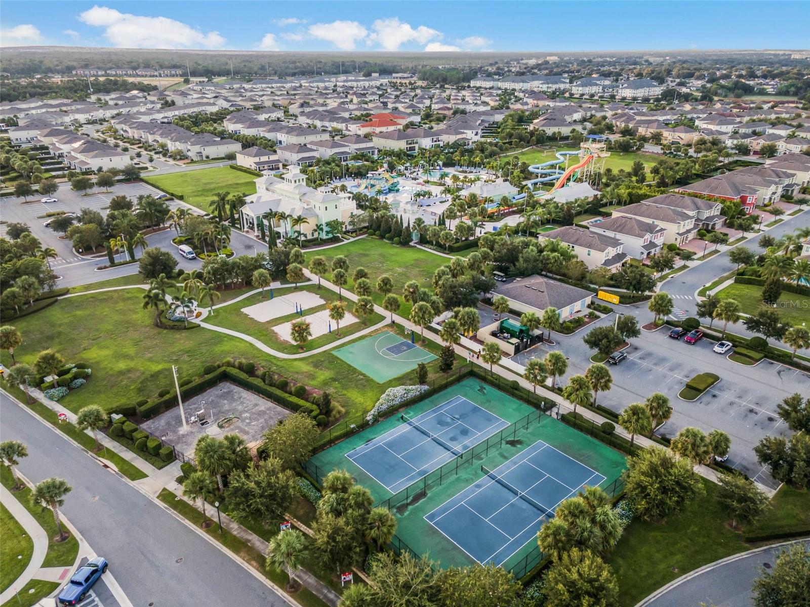 REUNION WEST - Residential