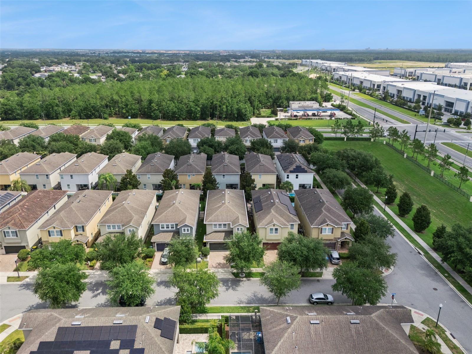 REUNION WEST - Residential