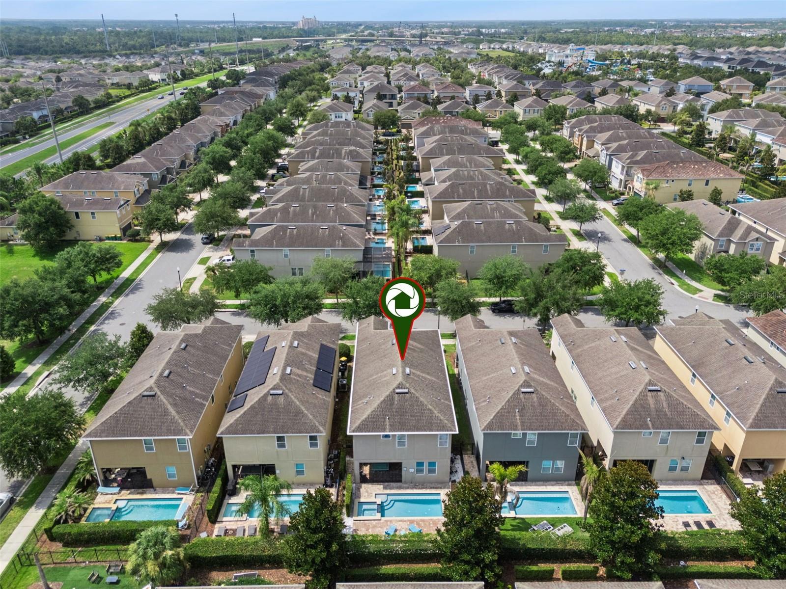 REUNION WEST - Residential