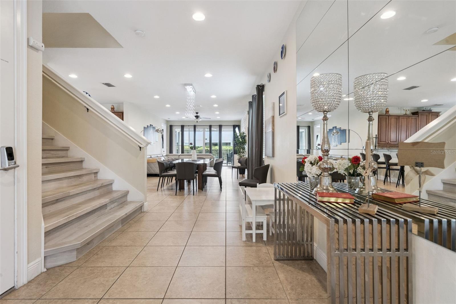 REUNION WEST - Residential