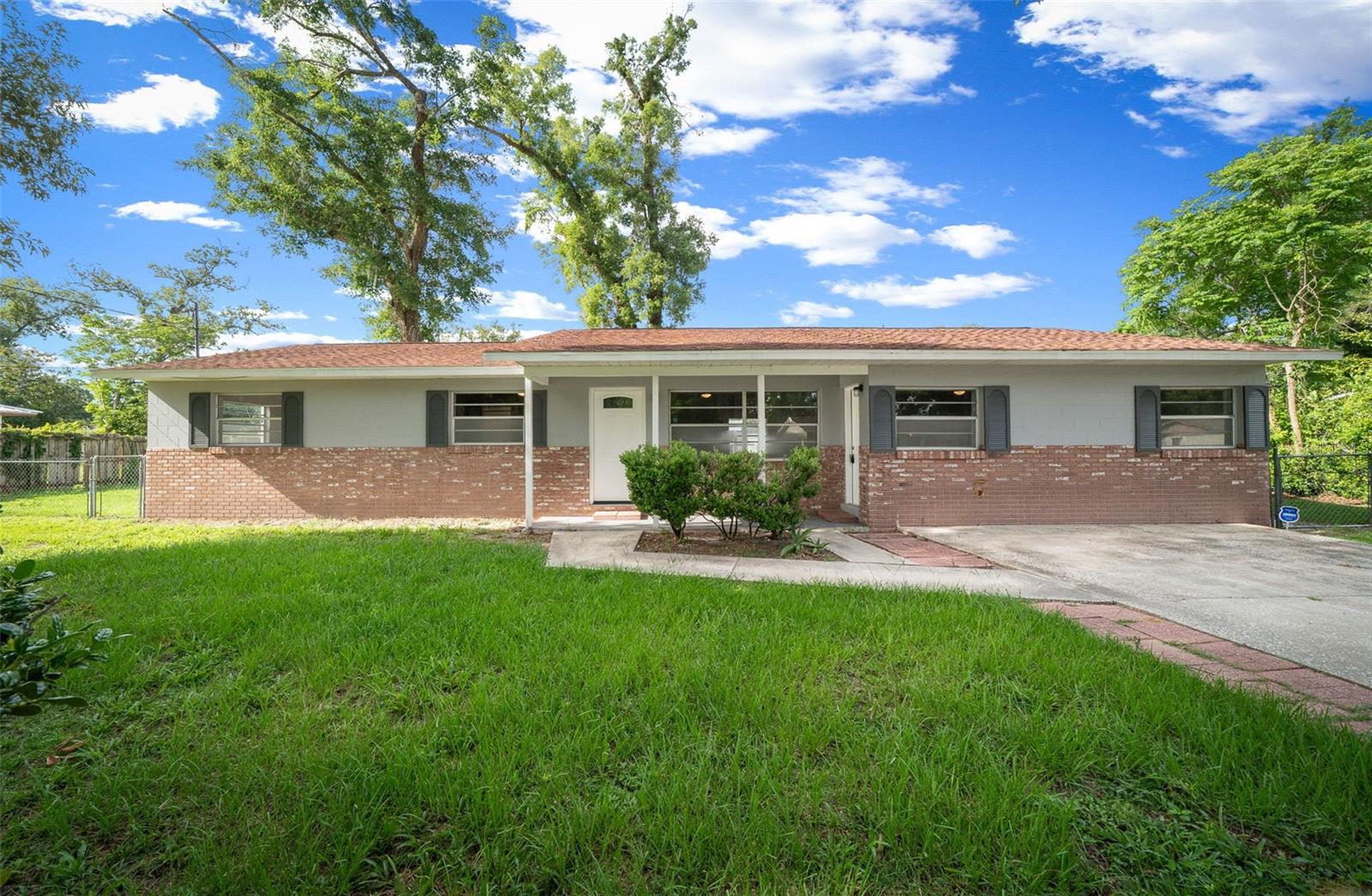 FORE ACRES FIRST ADD - Residential