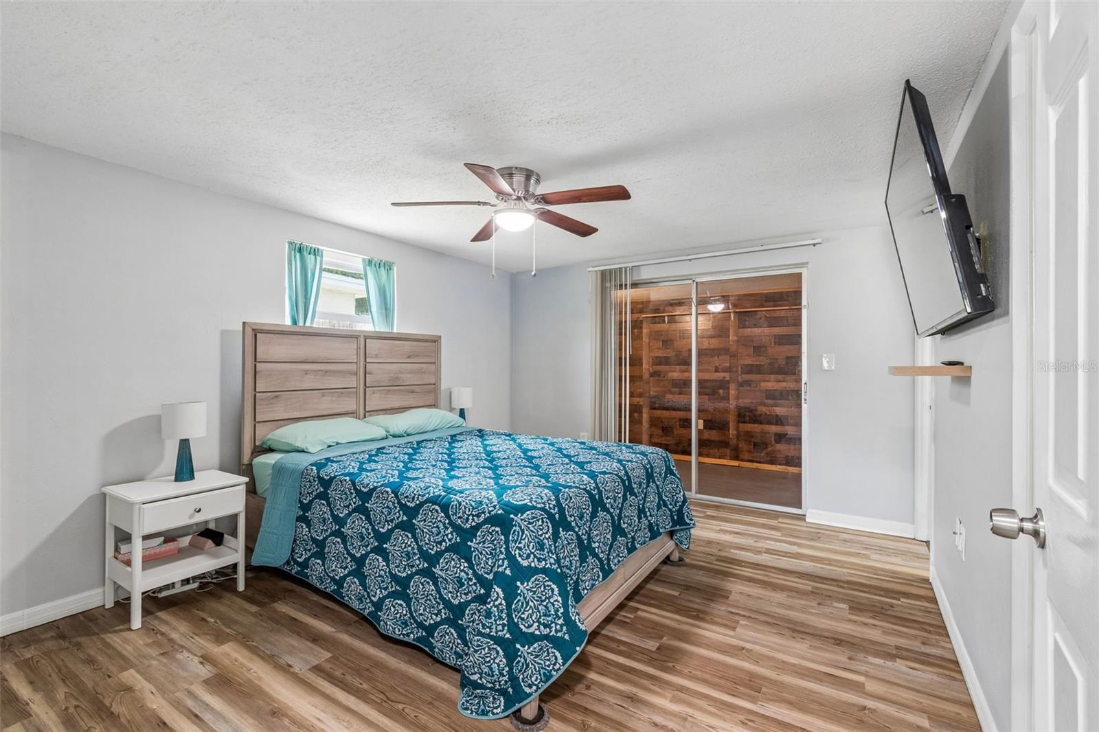 EMBASSY HILLS - Residential