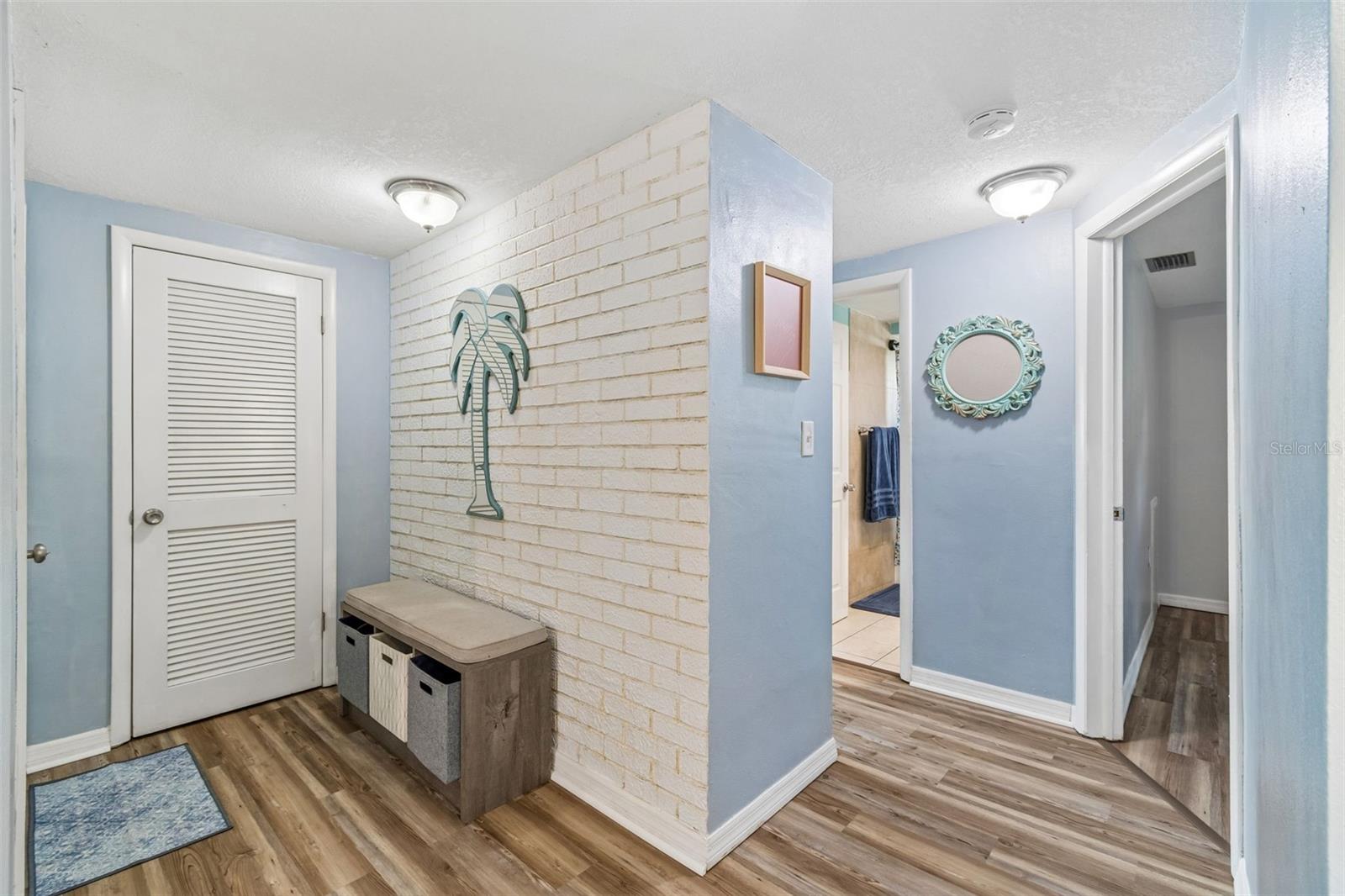 EMBASSY HILLS - Residential