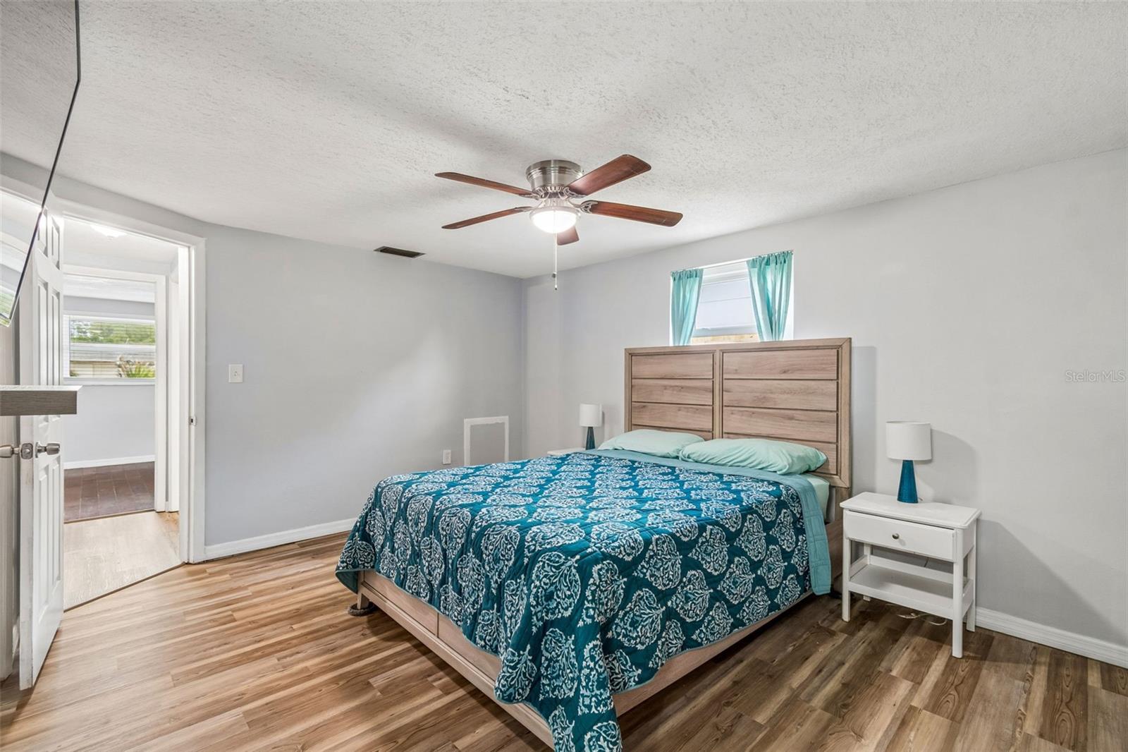 EMBASSY HILLS - Residential