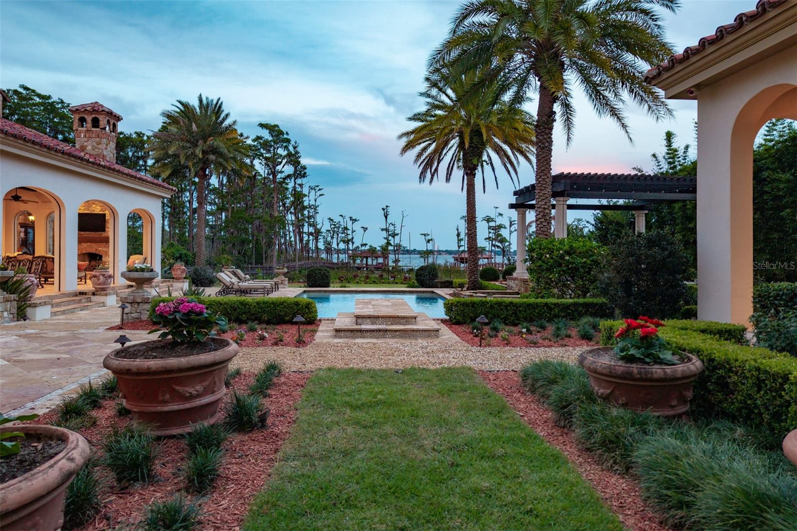 KEENE'S POINT - Residential