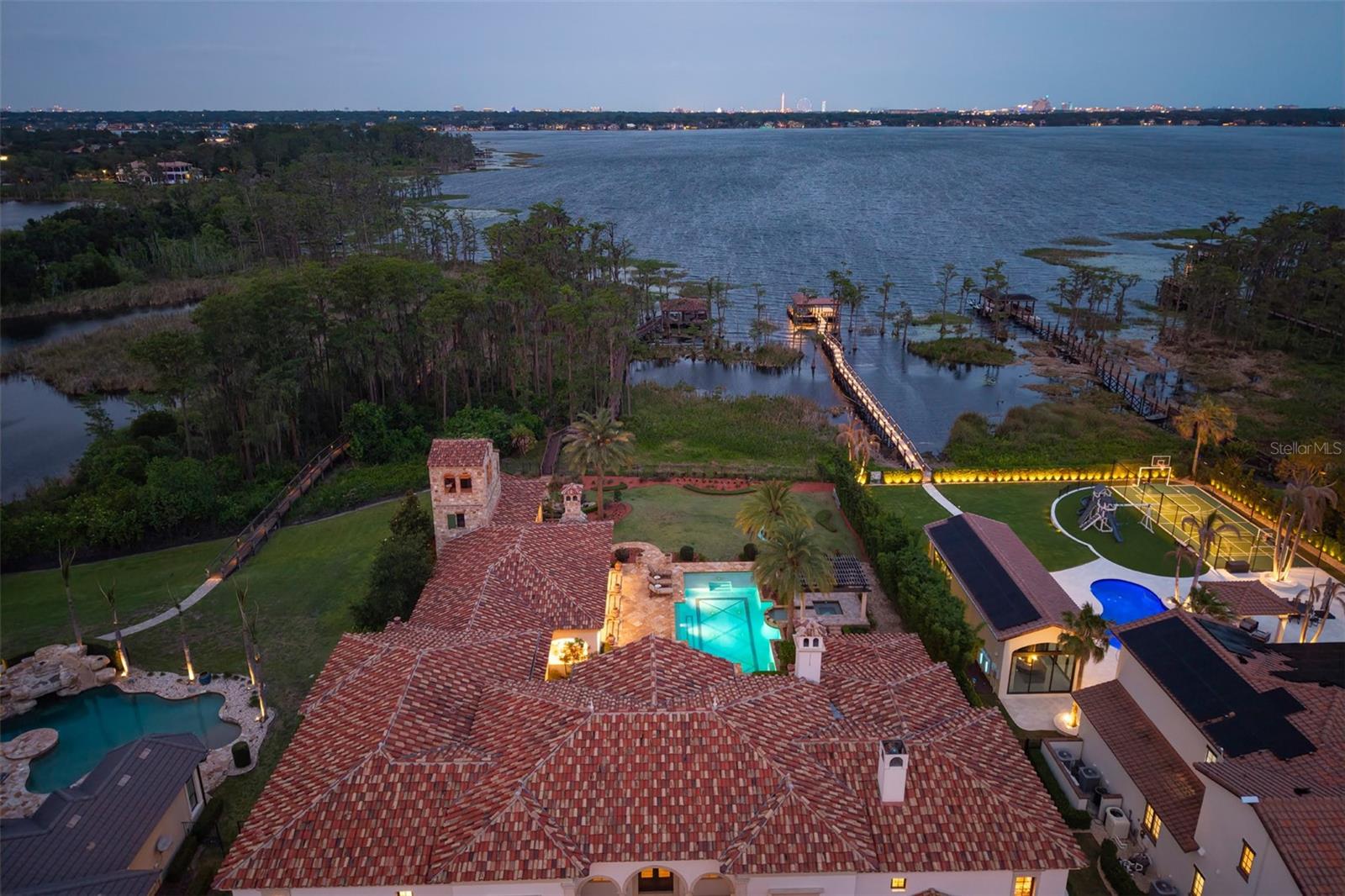 KEENE'S POINT - Residential