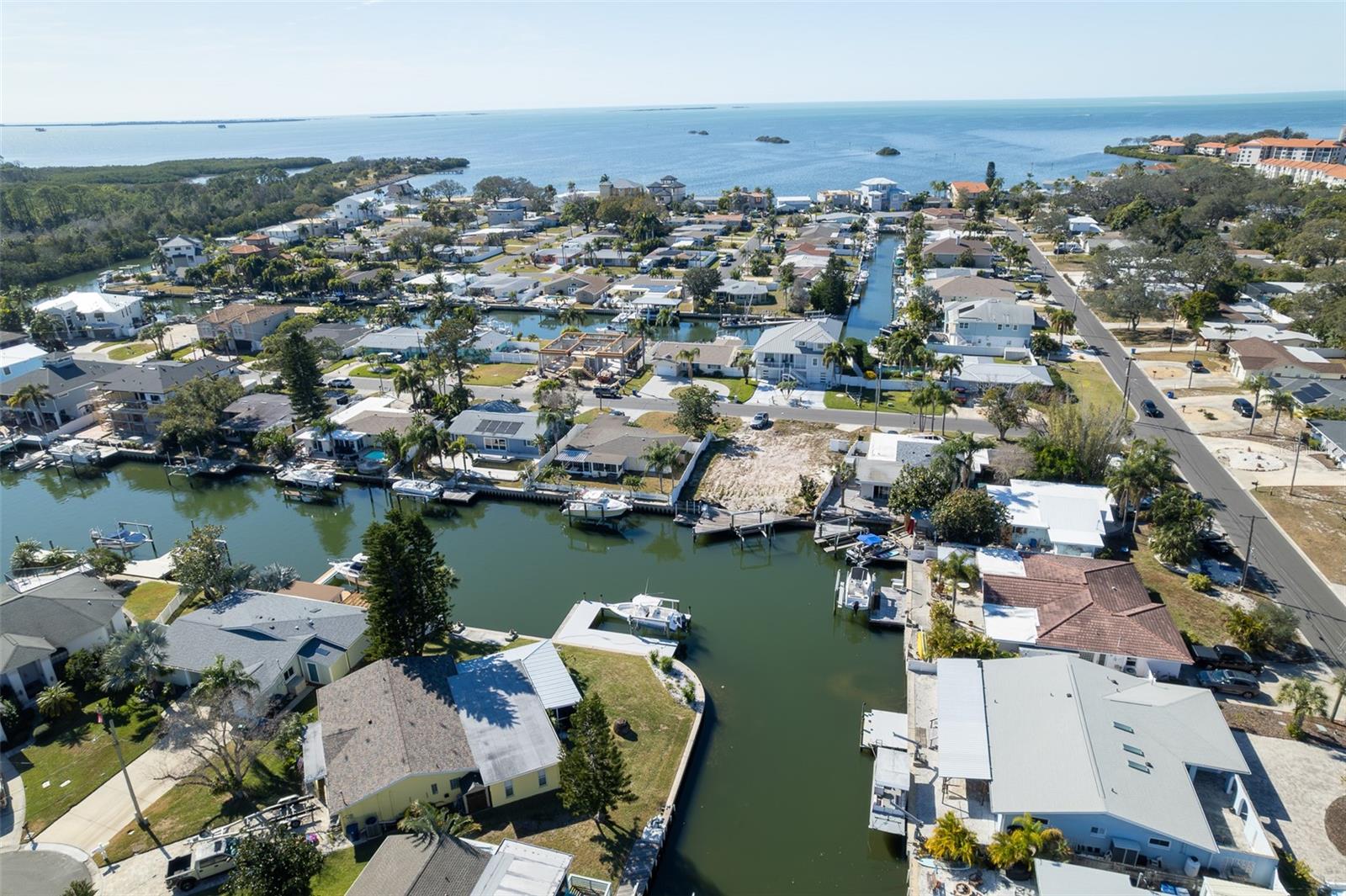 BAYWOOD VILLAGE - Land