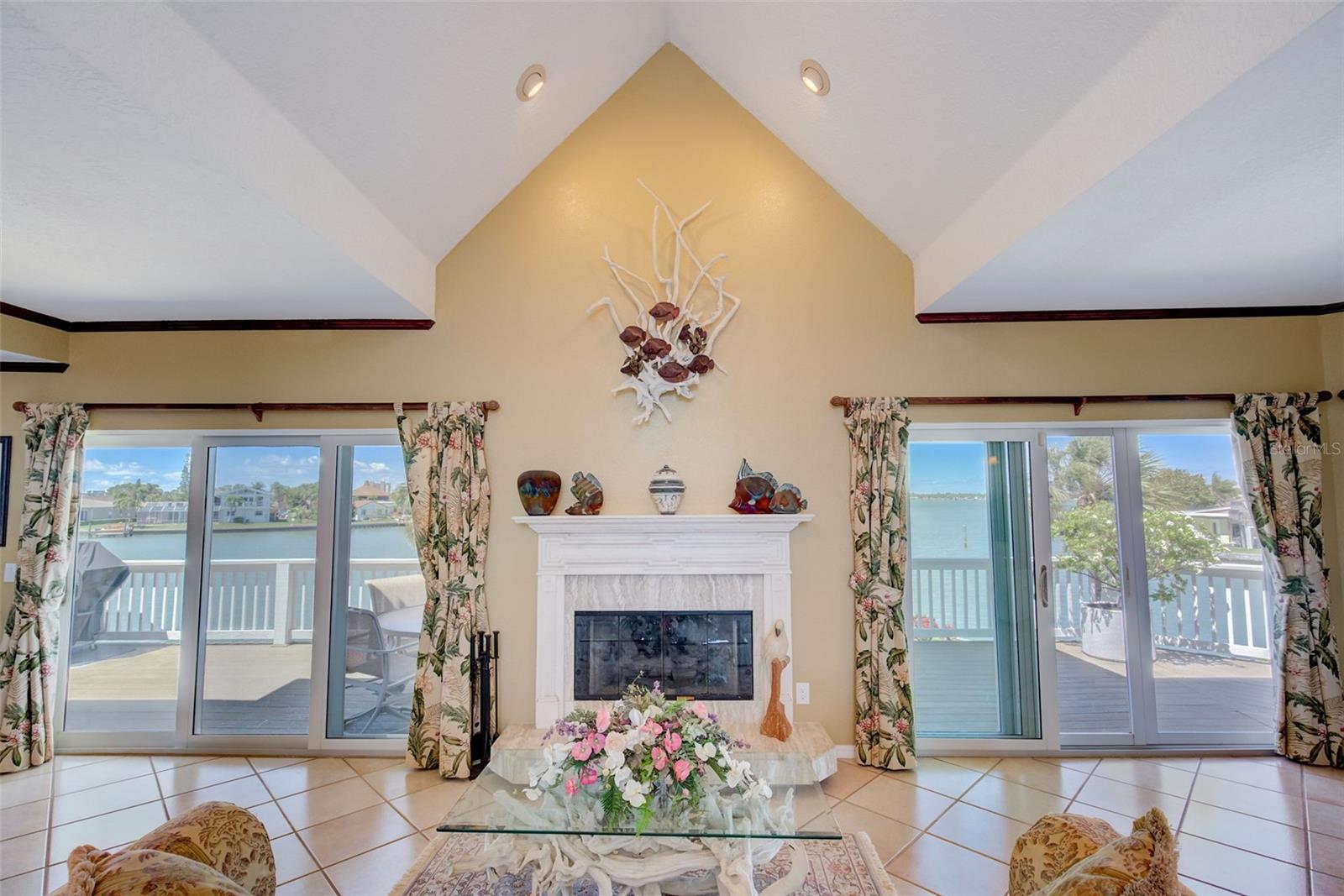 BAHIA SHORES 2ND ADD - Residential