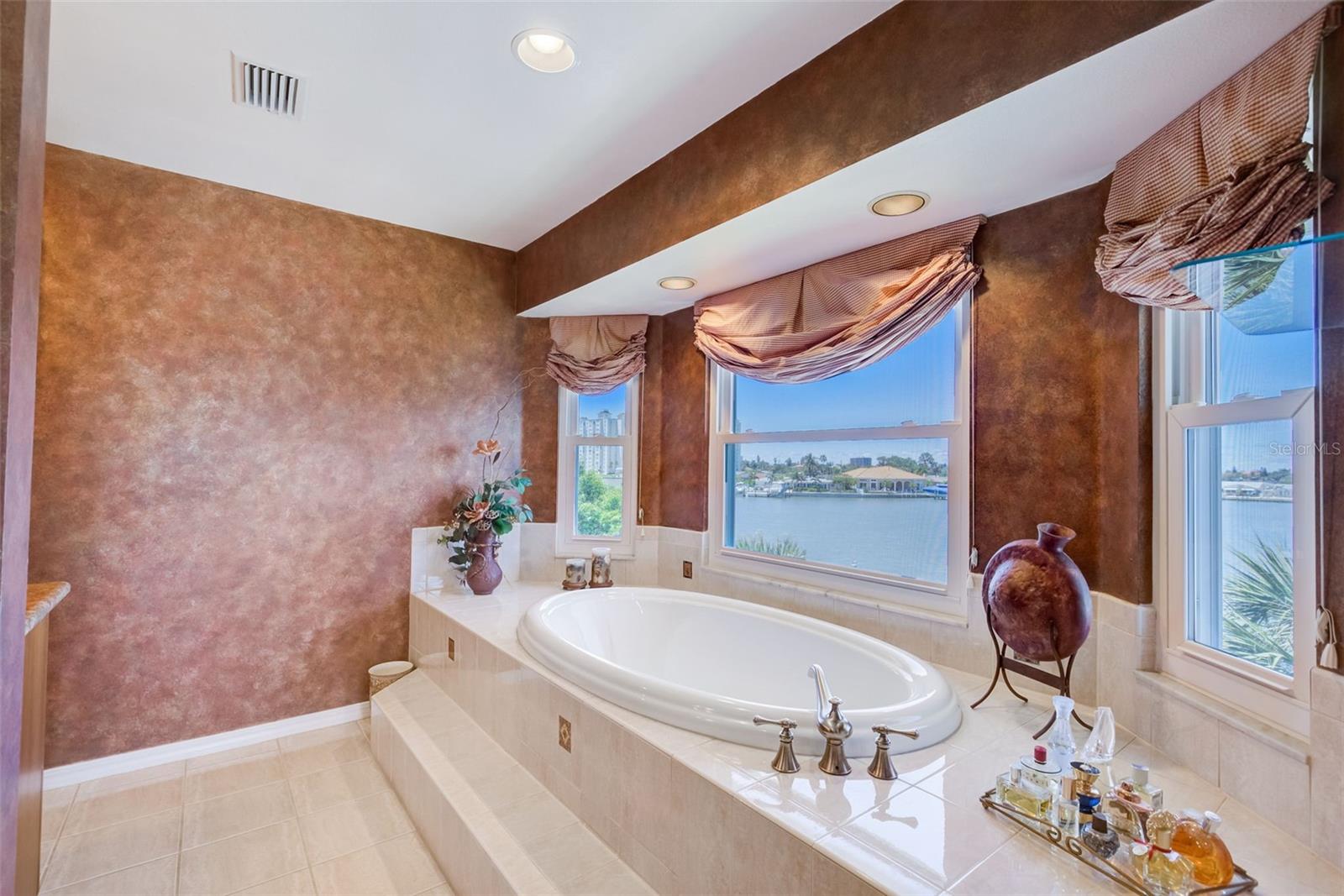 BAHIA SHORES 2ND ADD - Residential