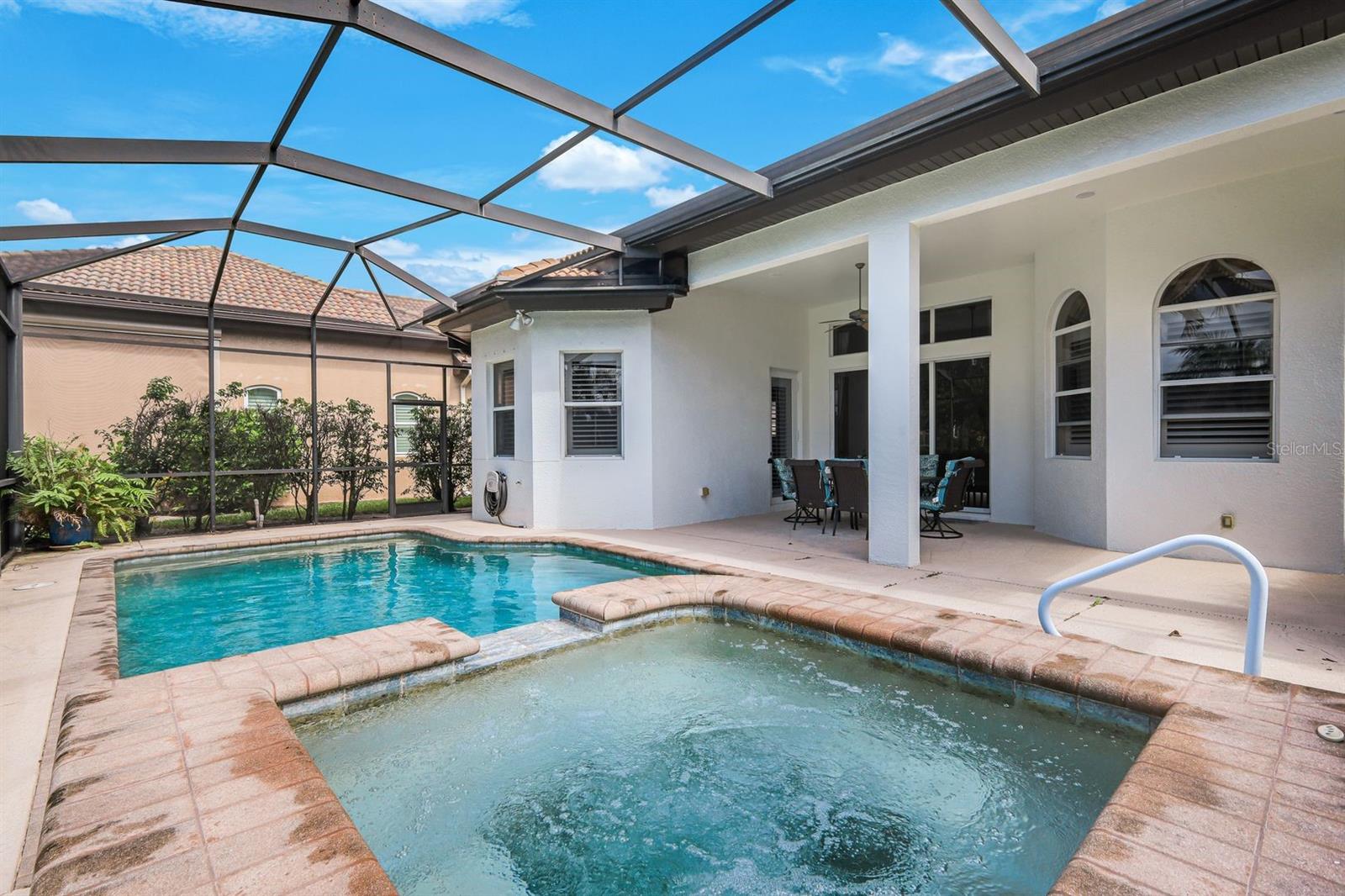 GRANDEZZA - Residential