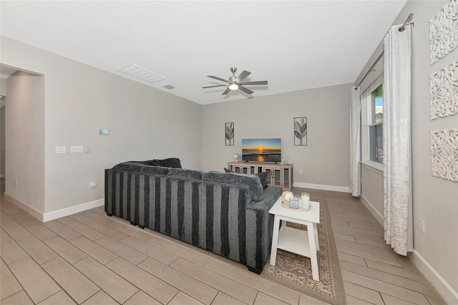 SAVANNA AT LAKEWOOD RANCH PH III 3ABD - Residential