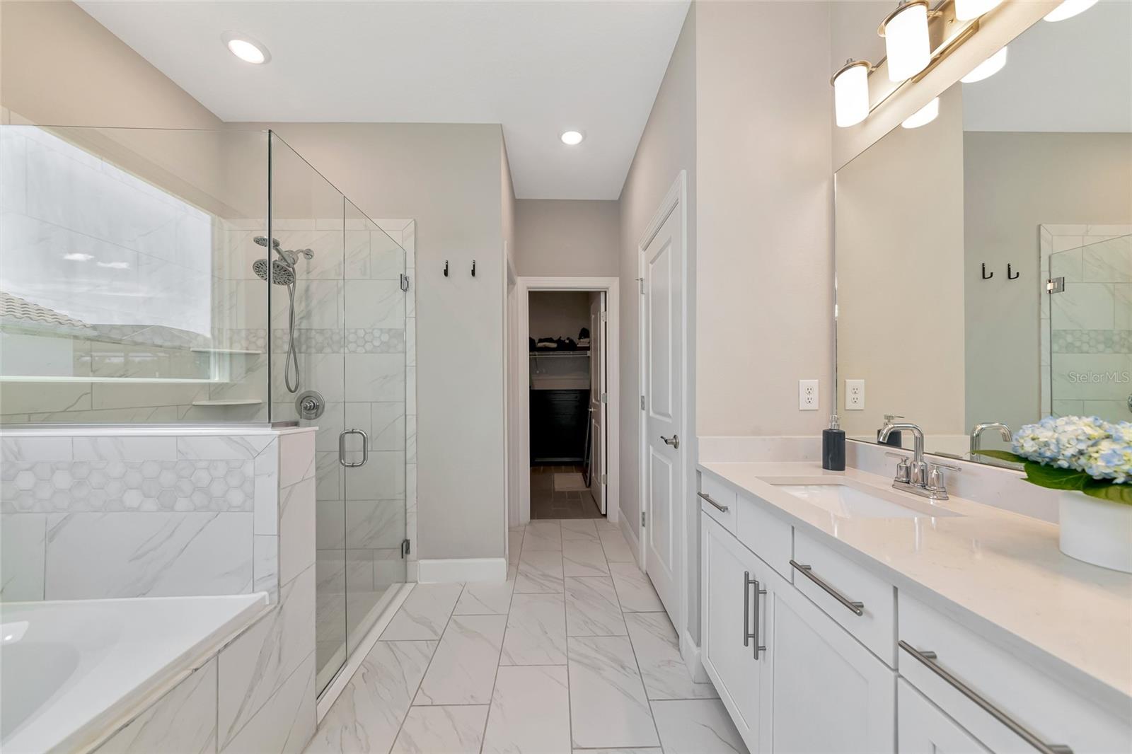 SAVANNA AT LAKEWOOD RANCH PH III 3ABD - Residential