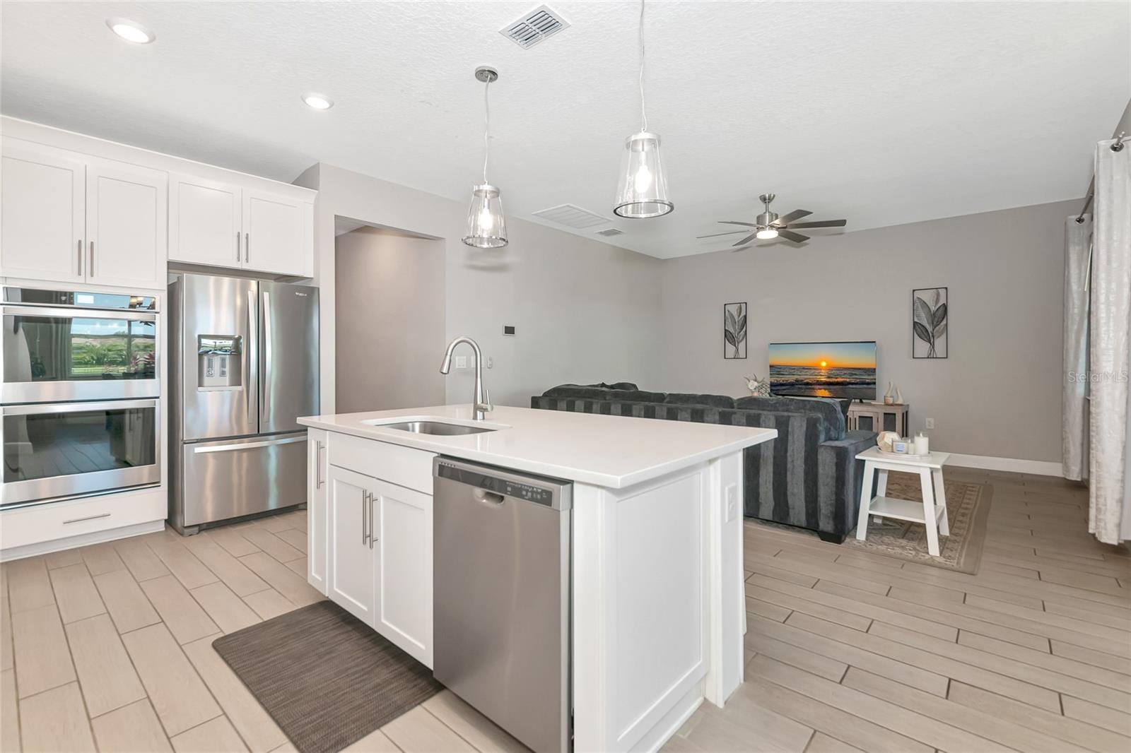 SAVANNA AT LAKEWOOD RANCH PH III 3ABD - Residential
