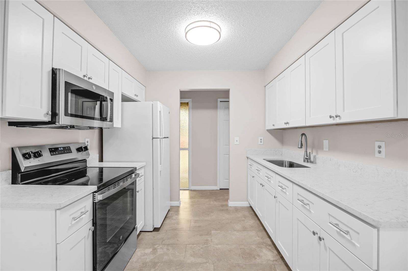 QUAIL HOLLOW AT RIO PINAR - Residential Income