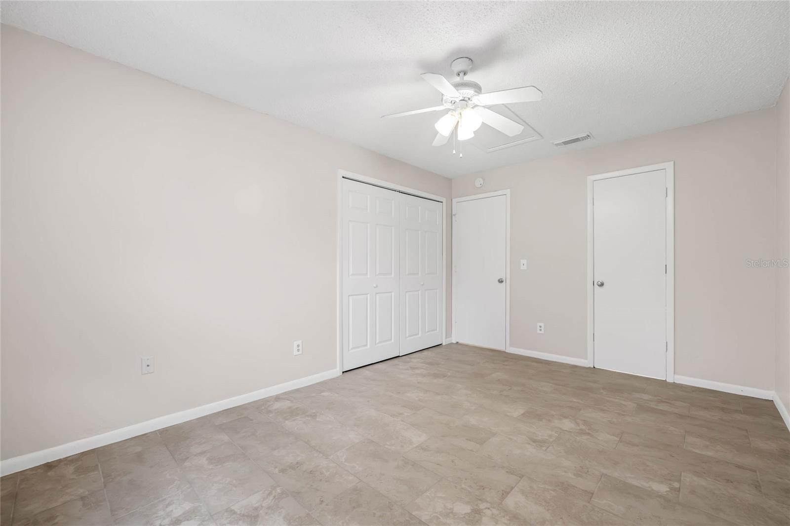 QUAIL HOLLOW AT RIO PINAR - Residential Income