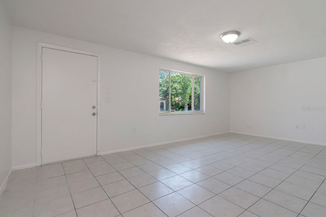 LAKEWOOD ESTATES - Residential