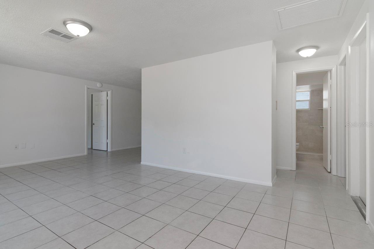 LAKEWOOD ESTATES - Residential