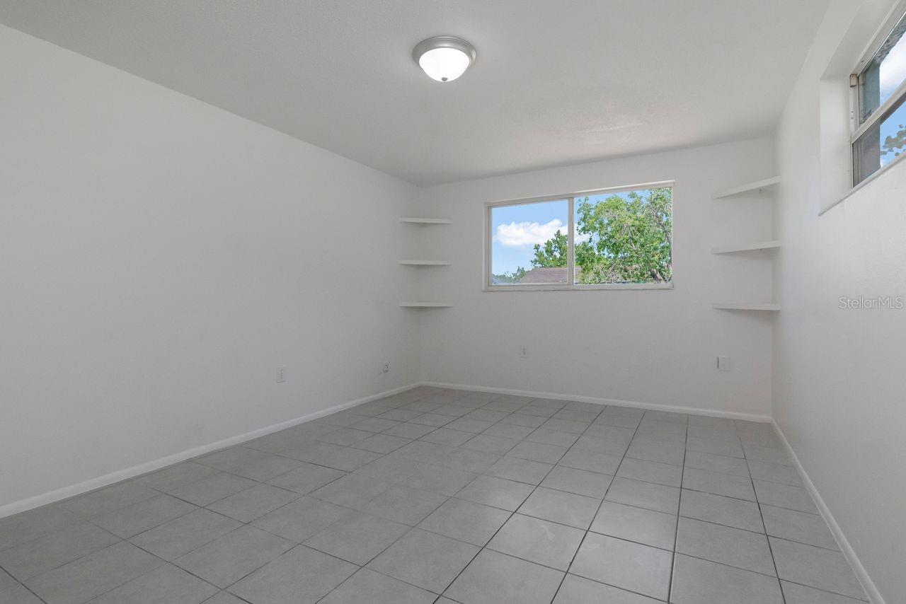 LAKEWOOD ESTATES - Residential