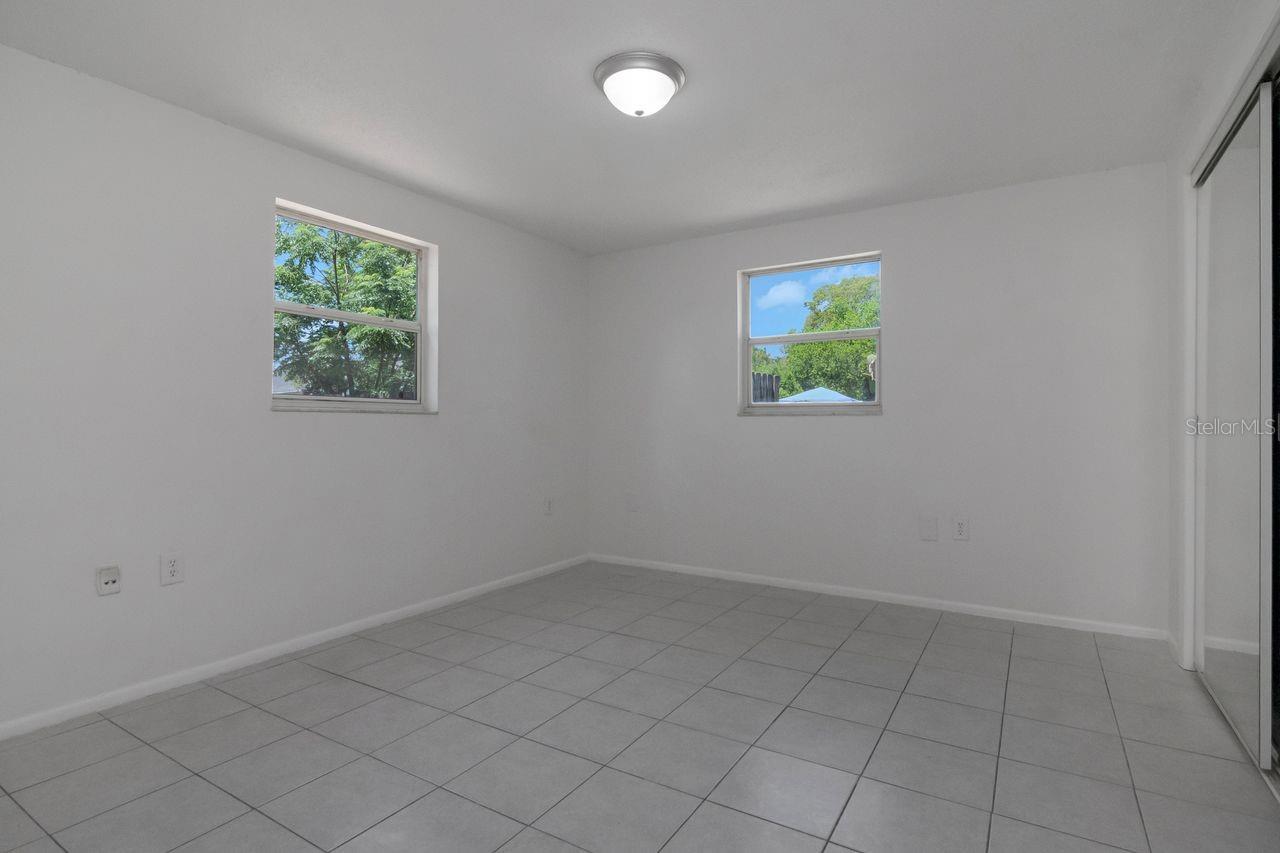 LAKEWOOD ESTATES - Residential