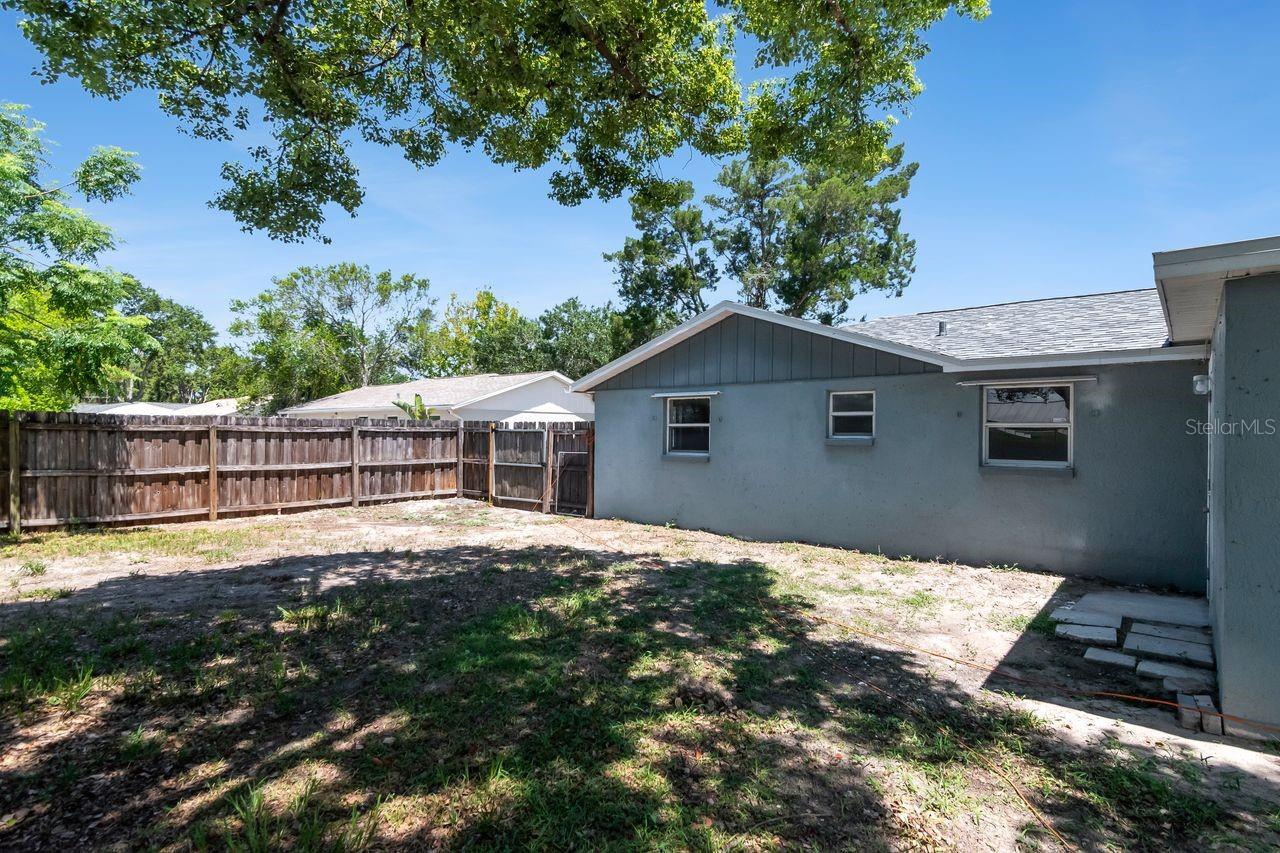 LAKEWOOD ESTATES - Residential