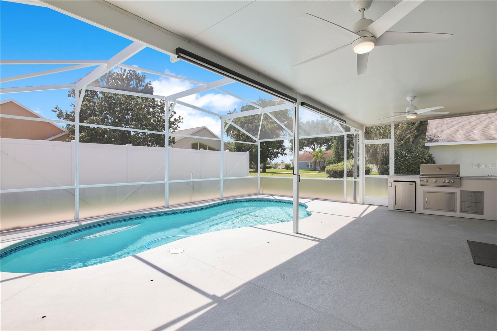 WESTON HILLS SUB - Residential