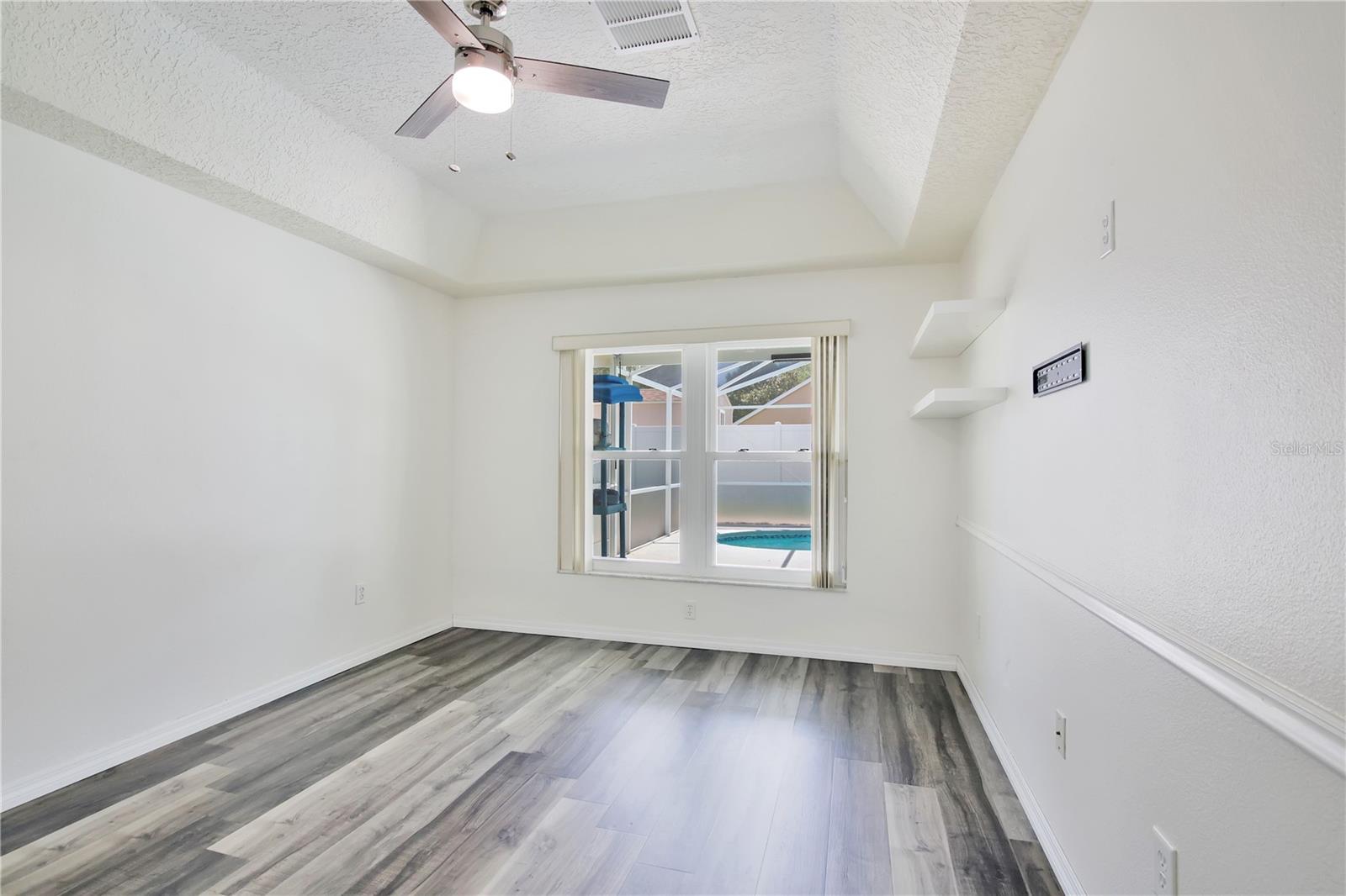 WESTON HILLS SUB - Residential