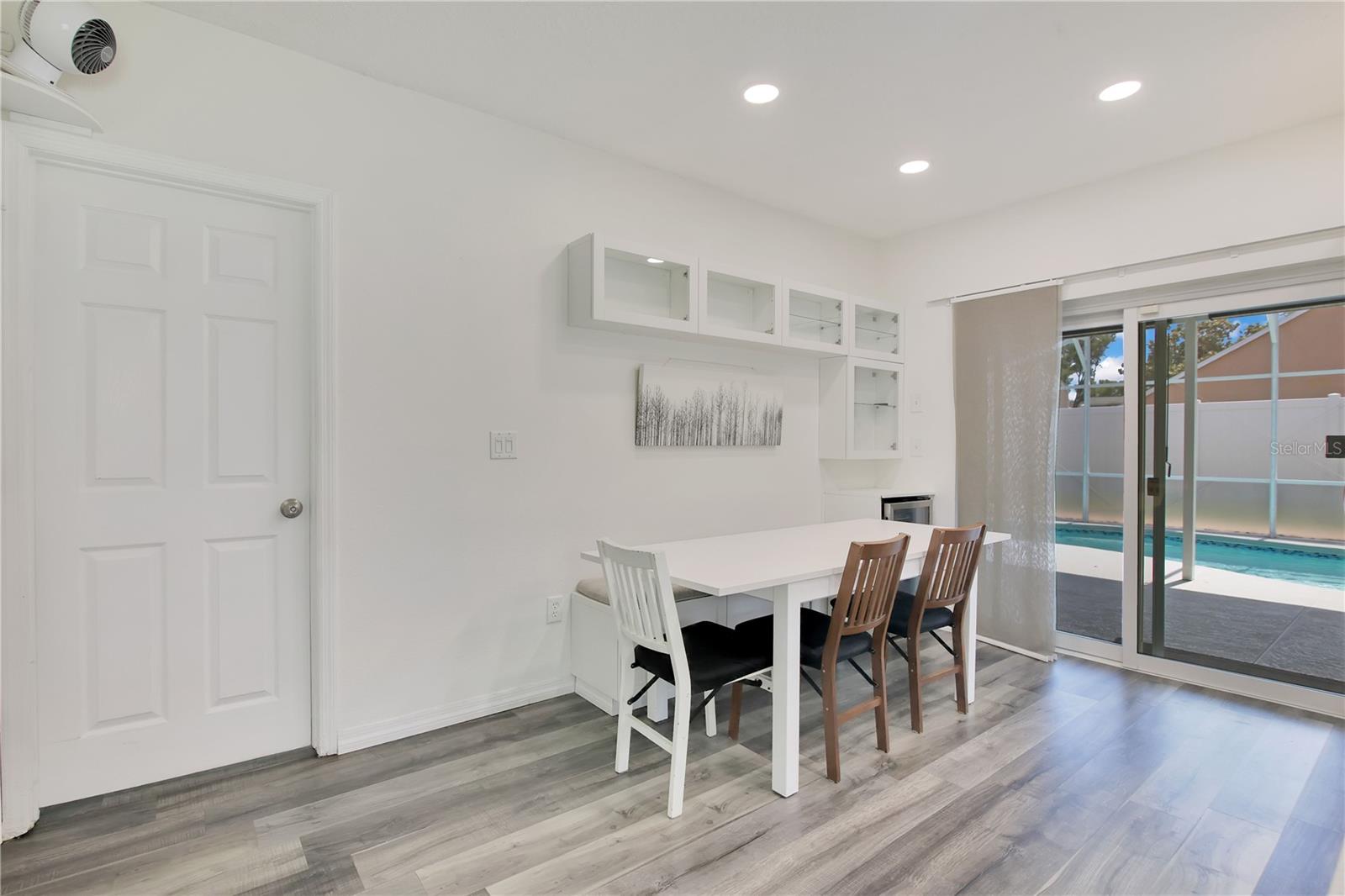 WESTON HILLS SUB - Residential