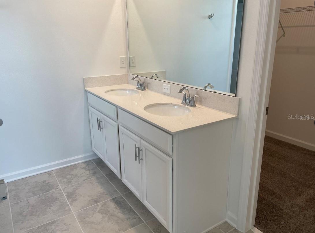WATERSIDE/JOHNS LAKE PH 2C - Residential Lease
