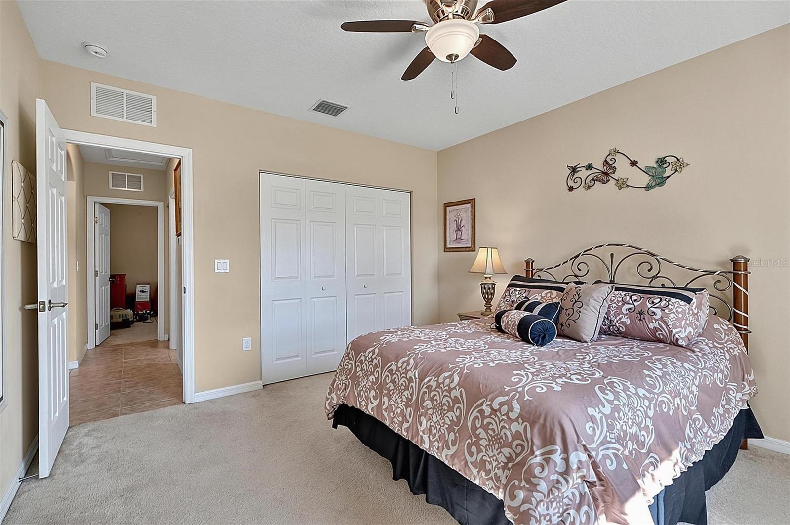 04 FAIRWAYS - Residential