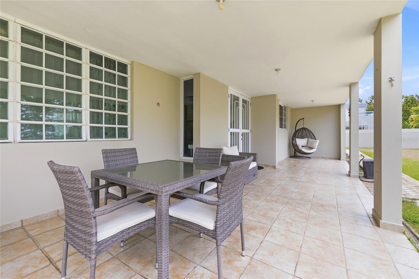 URB. SAN RAFAEL ESTATES - Residential