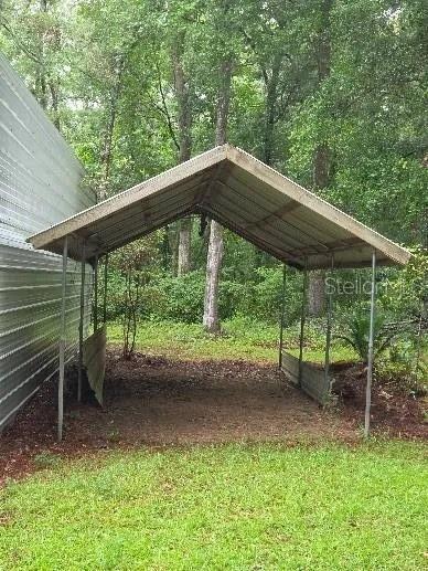 LOUVENIA LAKES UNREC - Residential