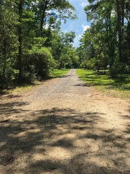 LOUVENIA LAKES UNREC - Residential