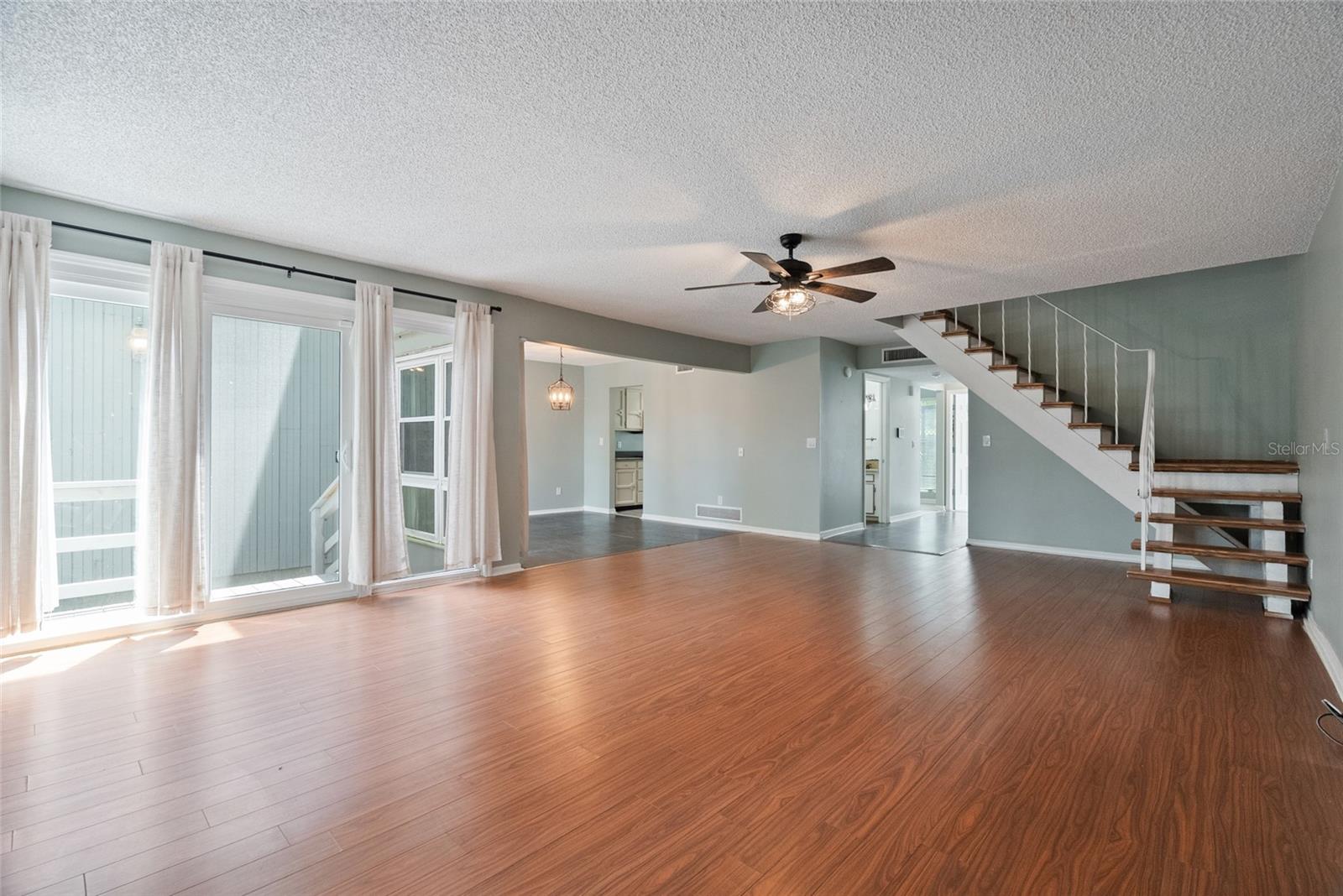 LAKE FRANCIS VILLAGE CONDO 01 - Residential