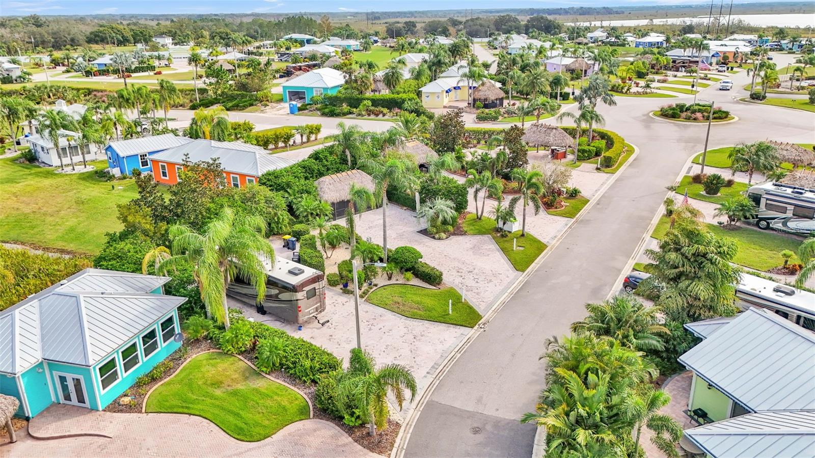 BAY LAKE RESIDENCE - Land